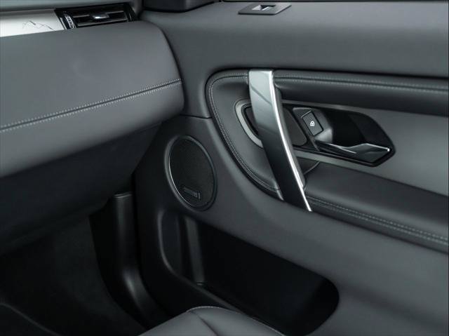 New 2026 Land Rover Discovery Sport Landmark AWD/4WD image 26