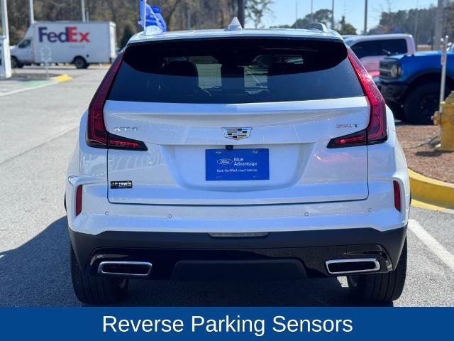 Used 2024 Cadillac XT4 Premium Luxury image 6