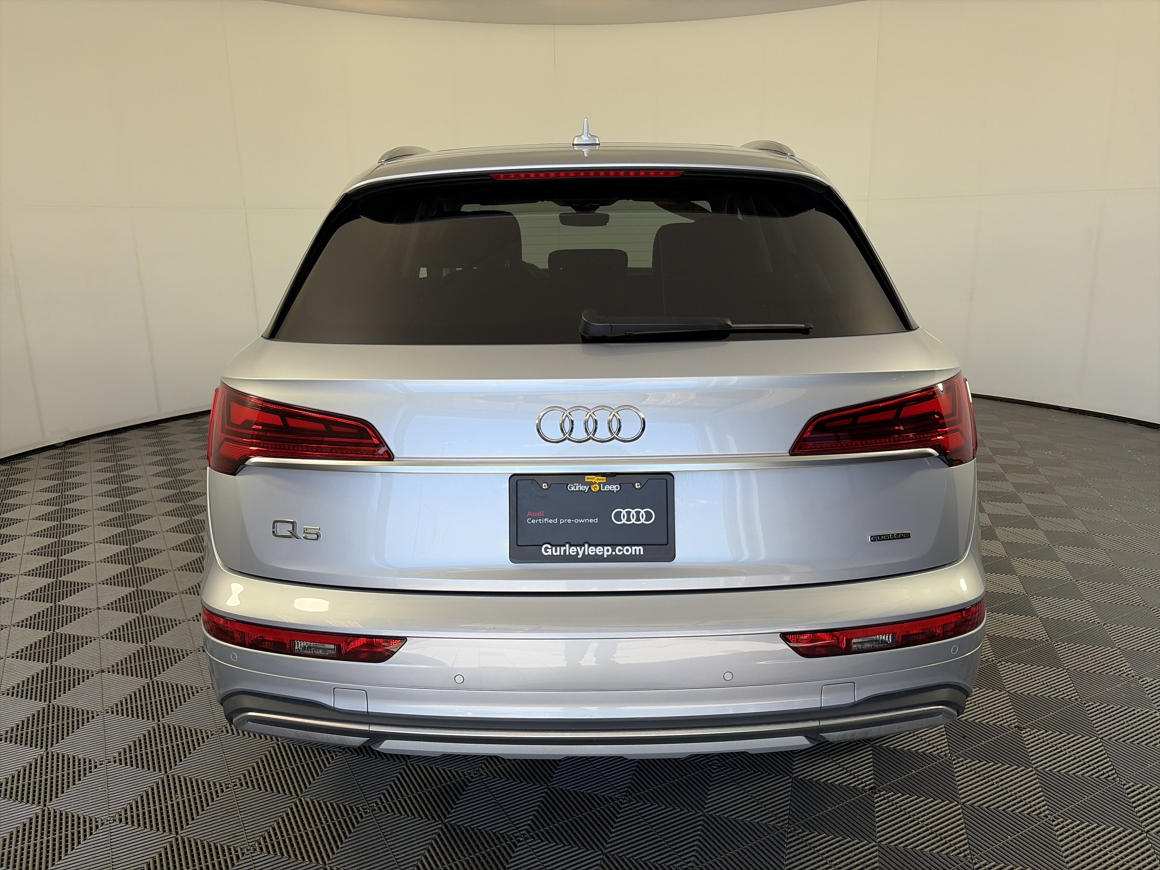 Certified 2021 Audi Q5 2.0T Premium Plus AWD/4WD image 9