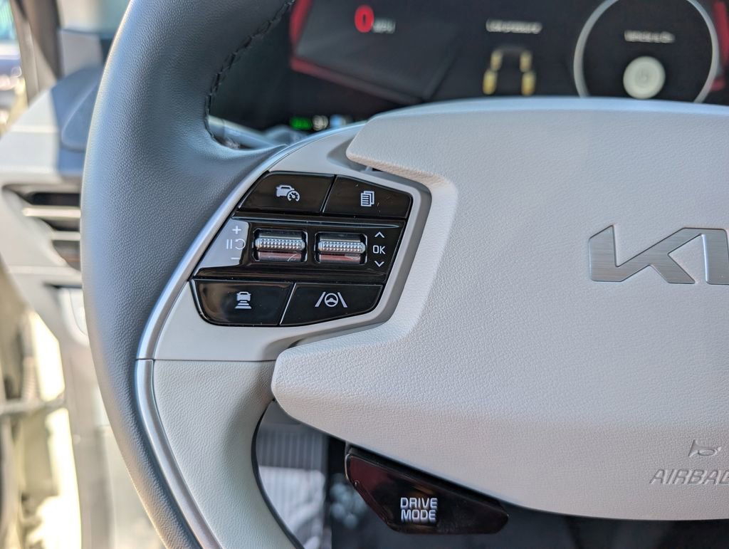 Used 2024 Kia EV6 Wind image 24