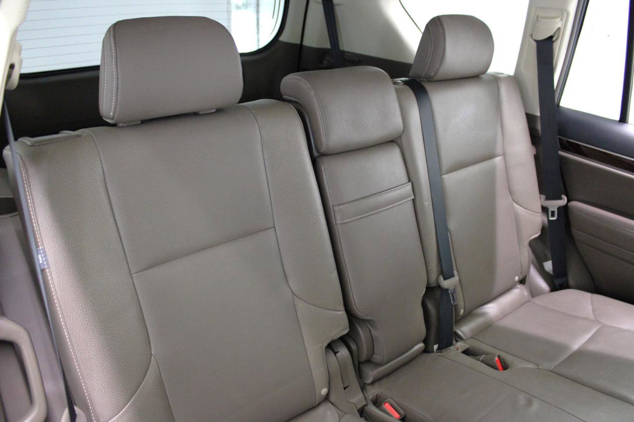Used 2017 Lexus GX 460 Premium w/ Premium Package image 45