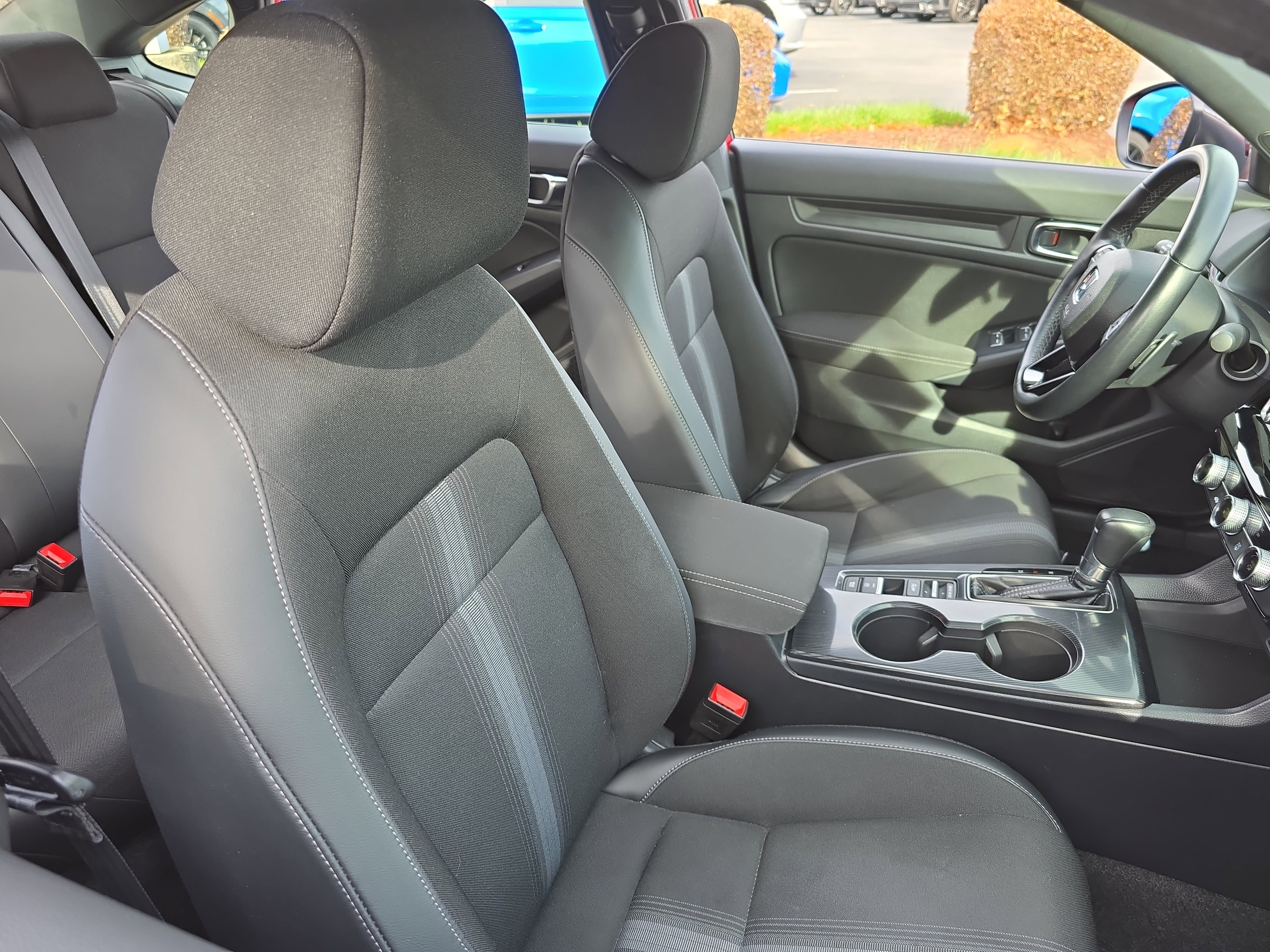 Used 2023 Honda Civic Sport image 10