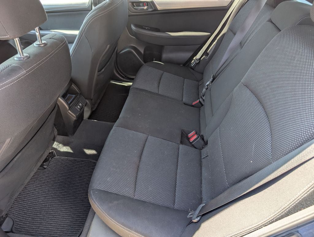 Used 2019 Subaru Outback 2.5i Premium w/ Popular Package #2 AWD/4WD image 4