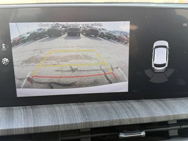Used 2024 Kia Telluride EX w/ EX Captain's Chair Package AWD/4WD image 7