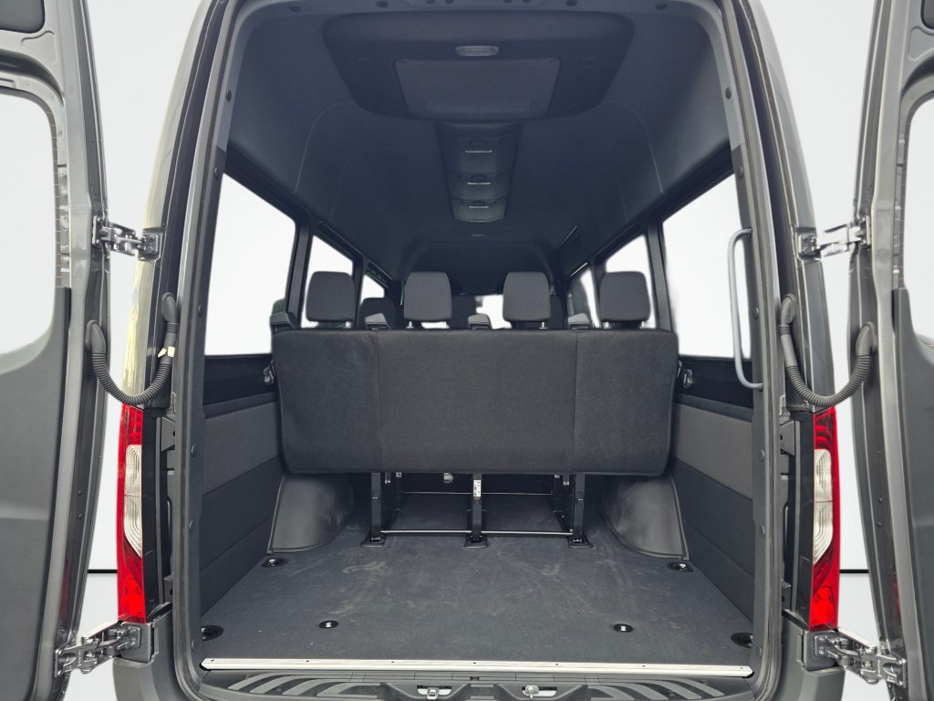 New 2026 Mercedes-Benz Sprinter 2500 image 18