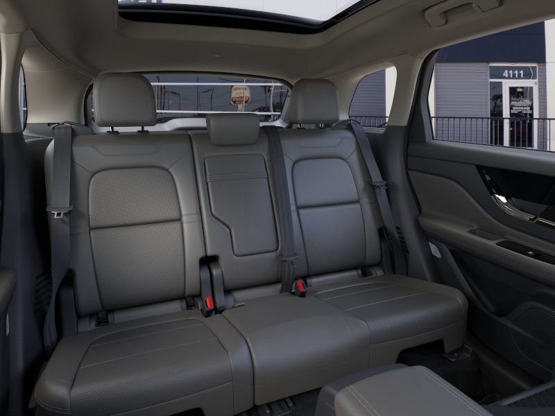 New 2026 Lincoln Corsair Premiere FWD image 11