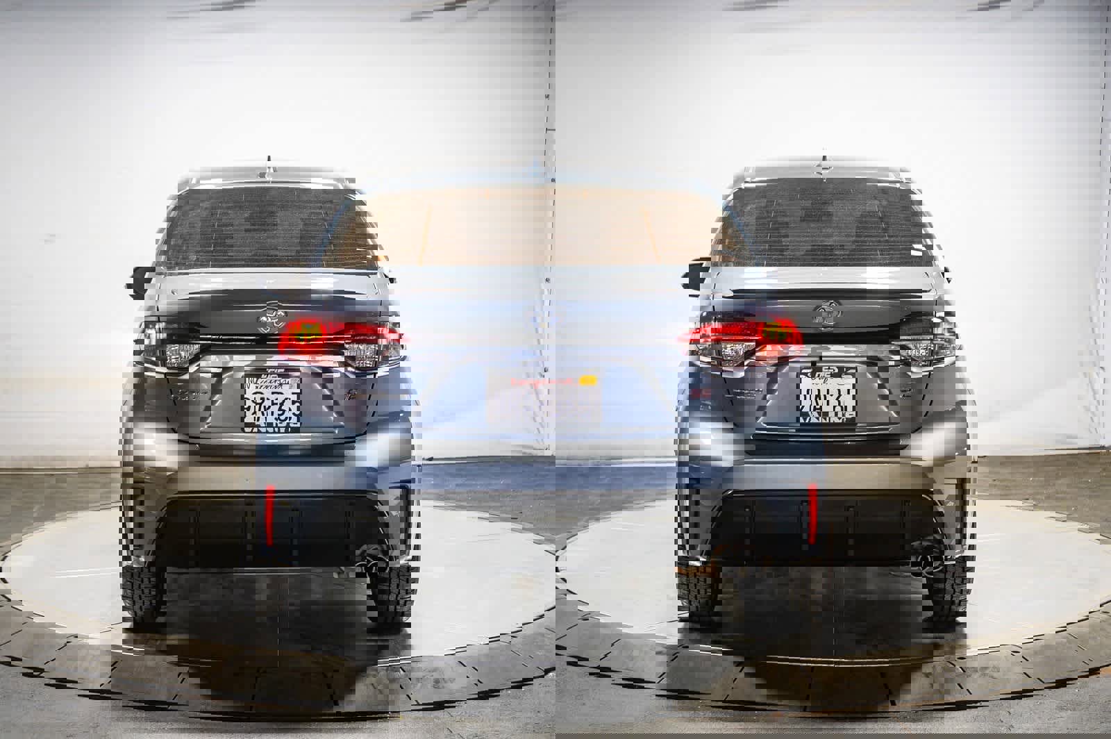 Used 2025 Toyota Corolla SE image 11