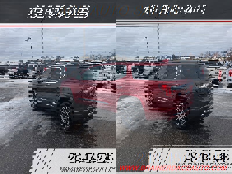 Used 2021 GMC Acadia Denali w/ Denali Ultimate Package image 4