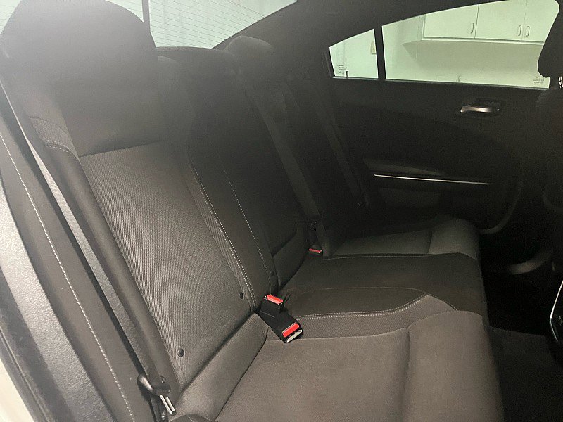 Used 2022 Dodge Charger SXT image 13