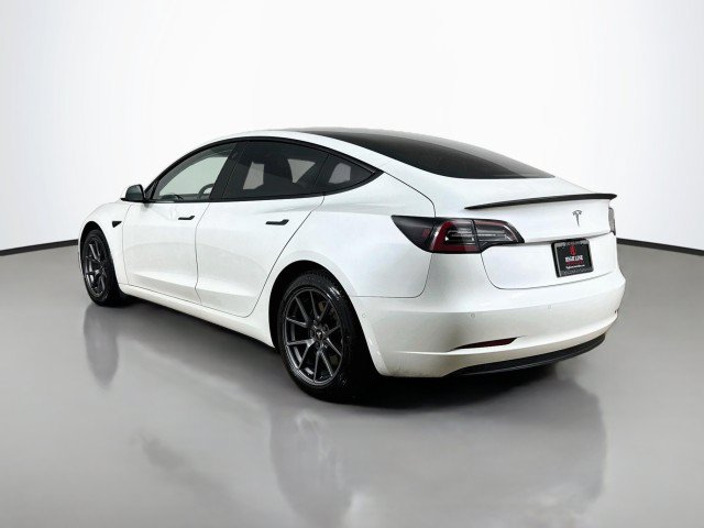 Used 2021 Tesla Model 3 Standard Range Plus RWD image 5