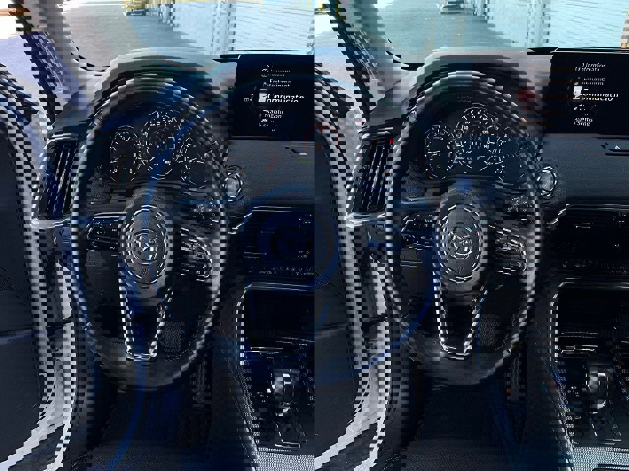 Used 2025 MAZDA CX-70 3.3 Turbo w/ Preferred Package image 15