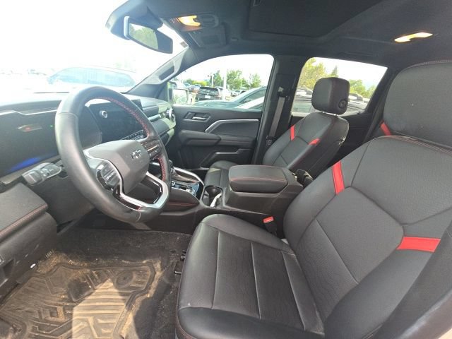 Used 2024 Chevrolet Colorado Z71 w/ Z71 Convenience Package 2 AWD/4WD image 5