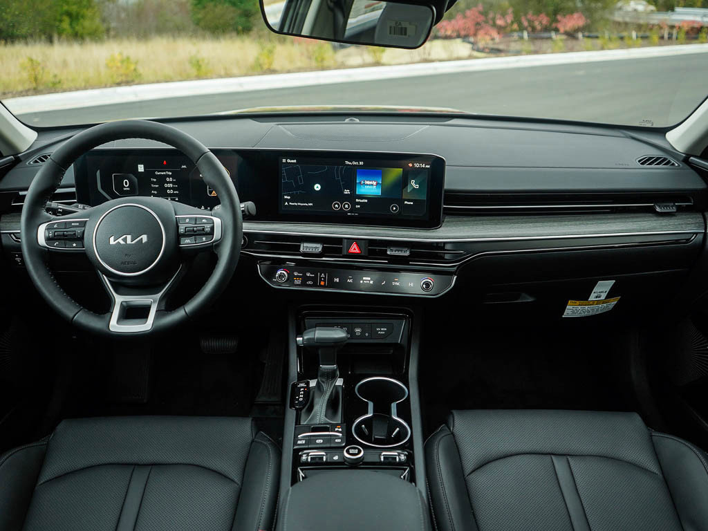 New 2026 Kia K5 EX image 12