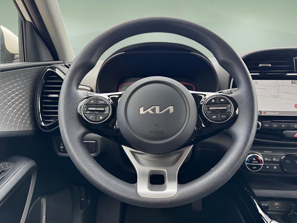 Used 2023 Kia Soul S FWD image 20