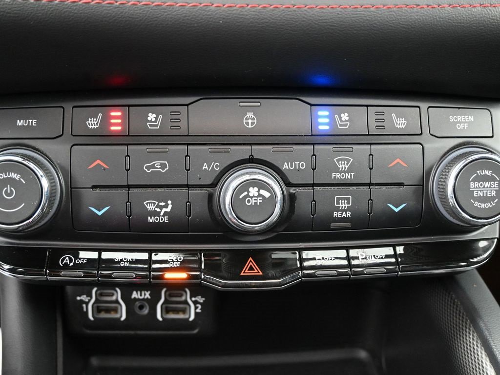 Used 2024 Dodge Durango GT image 29