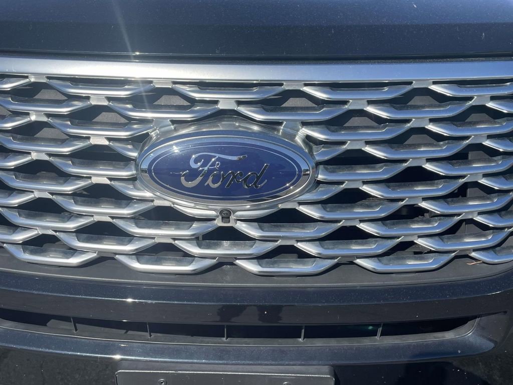 Used 2020 Ford Explorer Platinum image 5