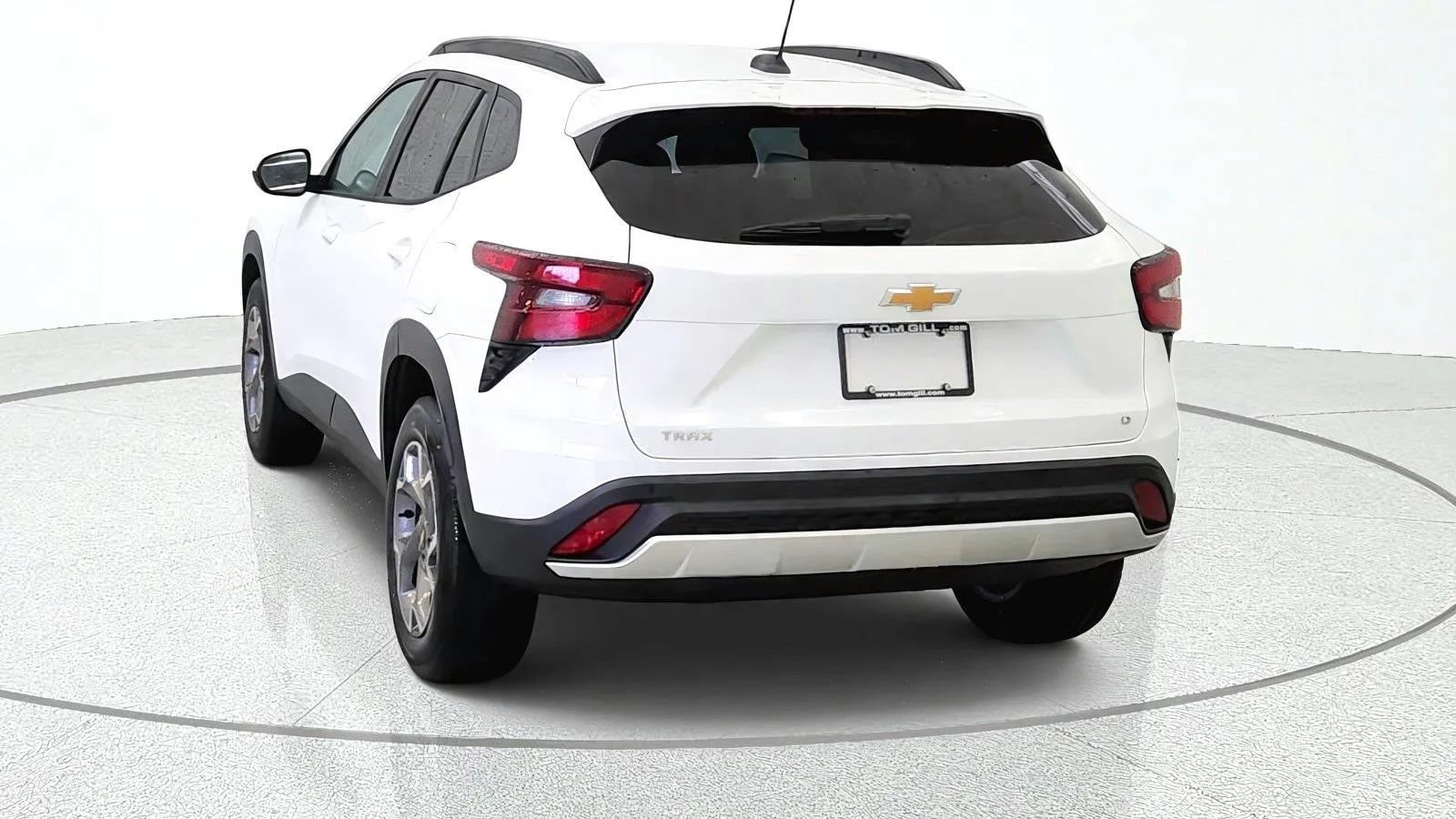 New 2026 Chevrolet Trax LT w/ Driver Confidence Package FWD image 7