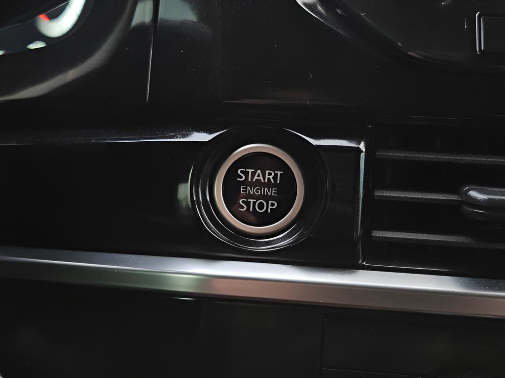 Used 2024 Nissan Pathfinder Platinum image 20