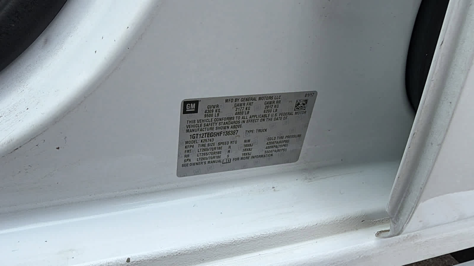 Used 2017 GMC Sierra 2500 SLT w/ Suspension Package, Off-Road image 21