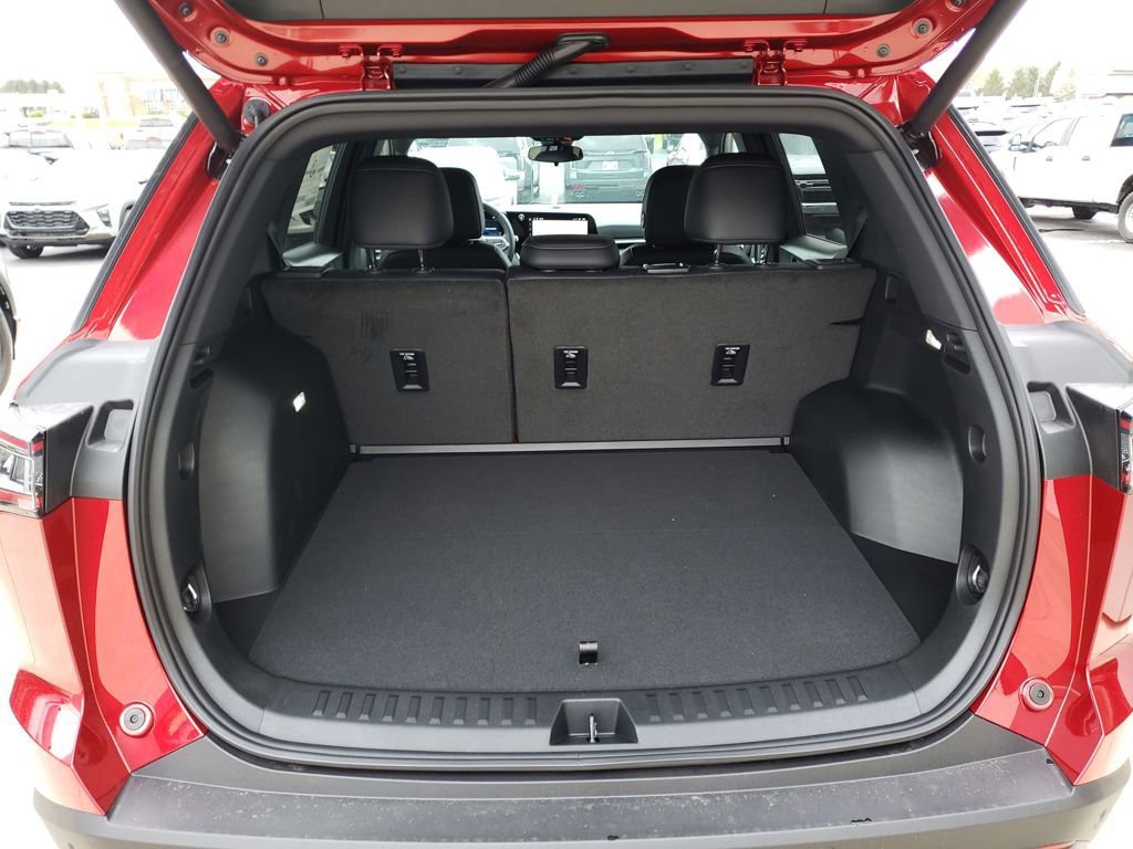 New 2026 Chevrolet Equinox LT w/ Convenience Package II image 20