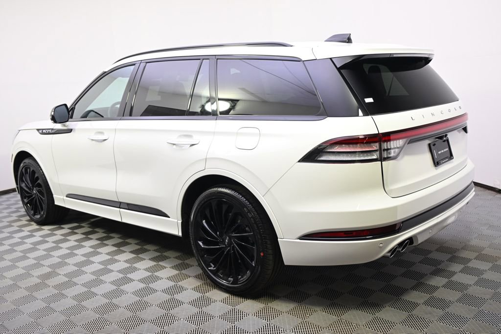 New 2026 Lincoln Aviator Reserve AWD/4WD image 3
