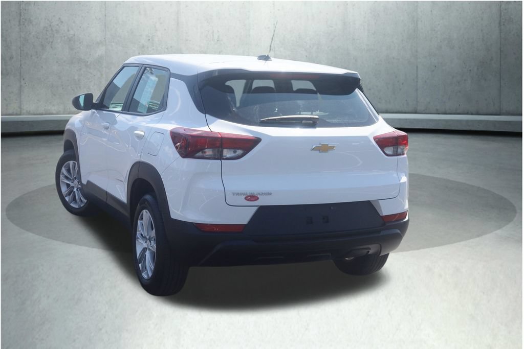 Used 2023 Chevrolet TrailBlazer LS FWD image 14