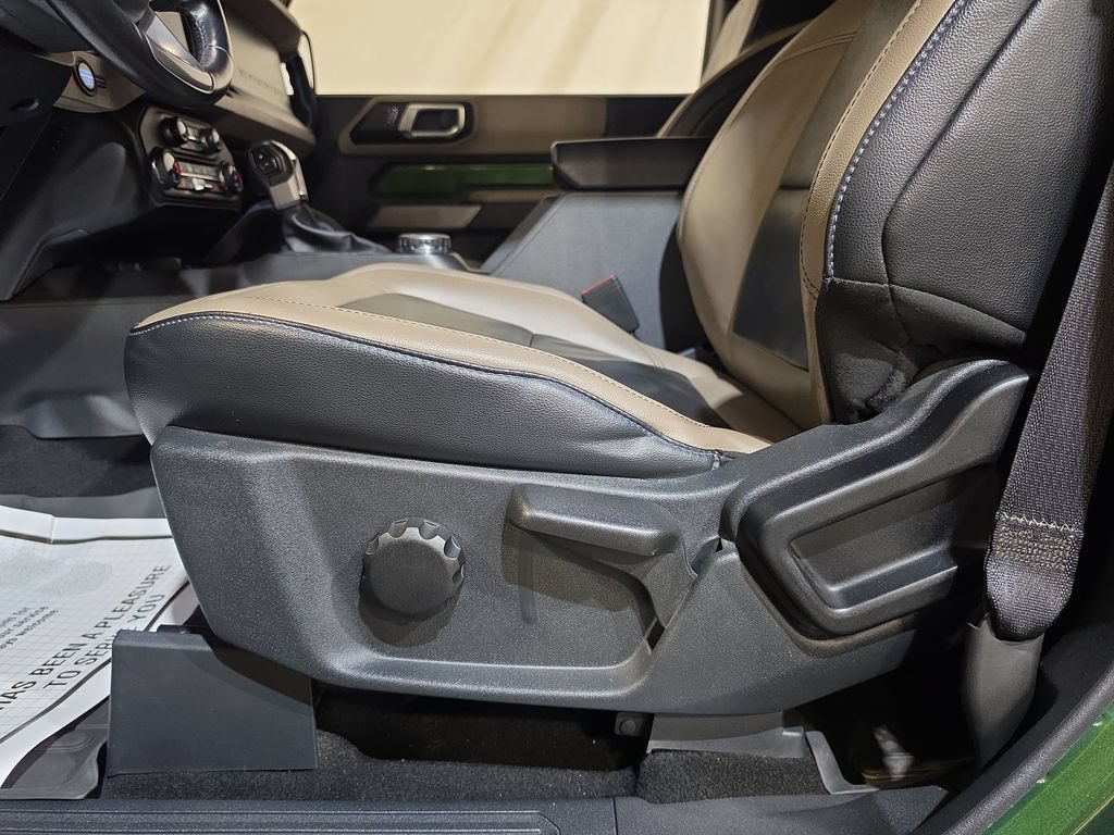 Used 2022 Ford Bronco Wildtrak AWD/4WD image 14