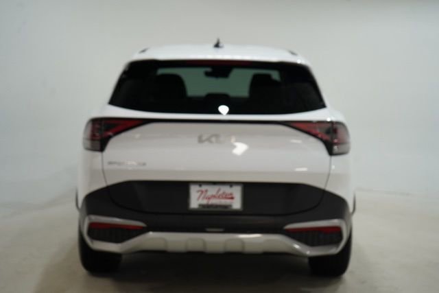 Used 2023 Kia Sportage EX image 7