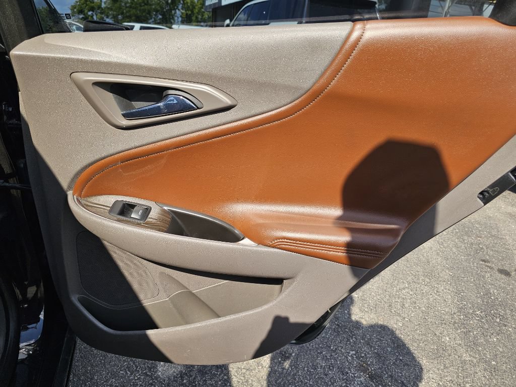 Used 2016 Chevrolet Malibu Premier w/ Driver Confidence Package II FWD image 36