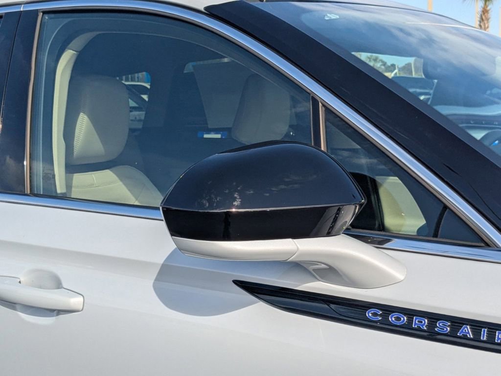 New 2025 Lincoln Corsair Grand Touring image 12