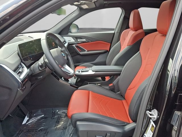 Used 2025 BMW X2 xDrive28i w/ Premium Package AWD/4WD image 16