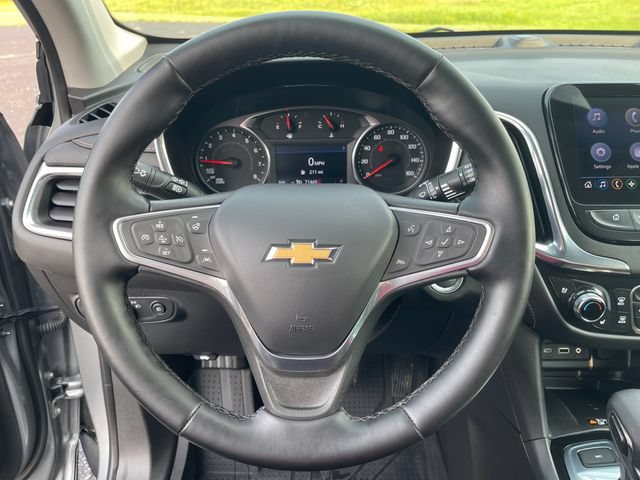 Used 2023 Chevrolet Equinox Premier AWD/4WD image 17