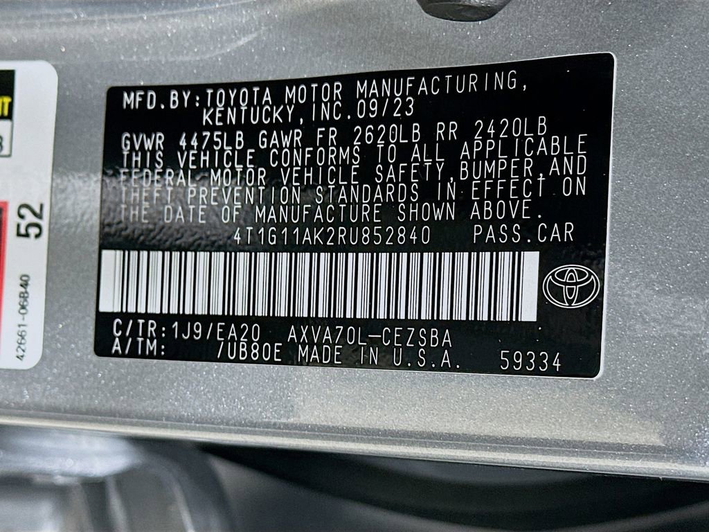 Used 2024 Toyota Camry SE image 31