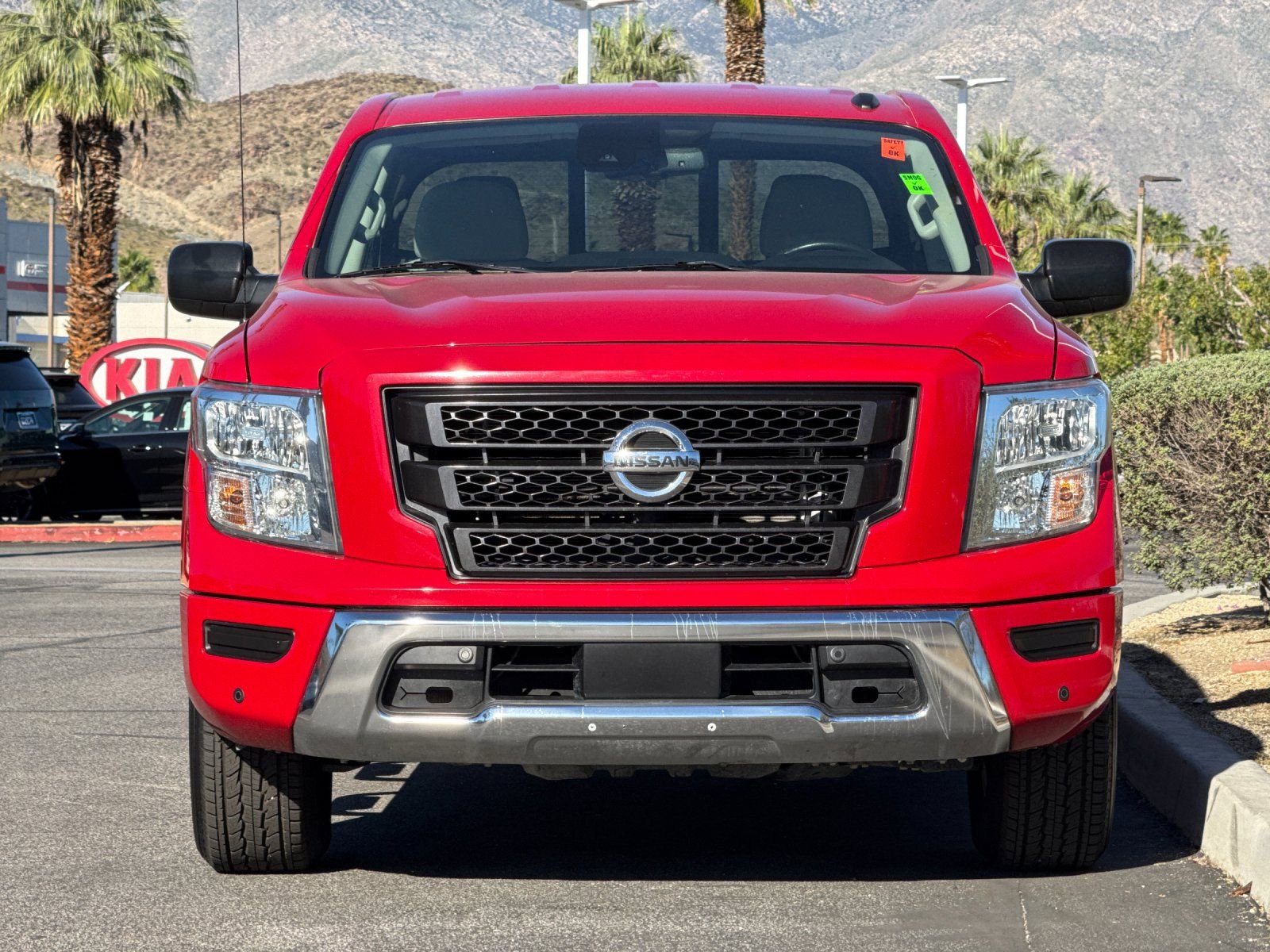 Used 2021 Nissan Titan SV w/ SV Convenience Package image 8