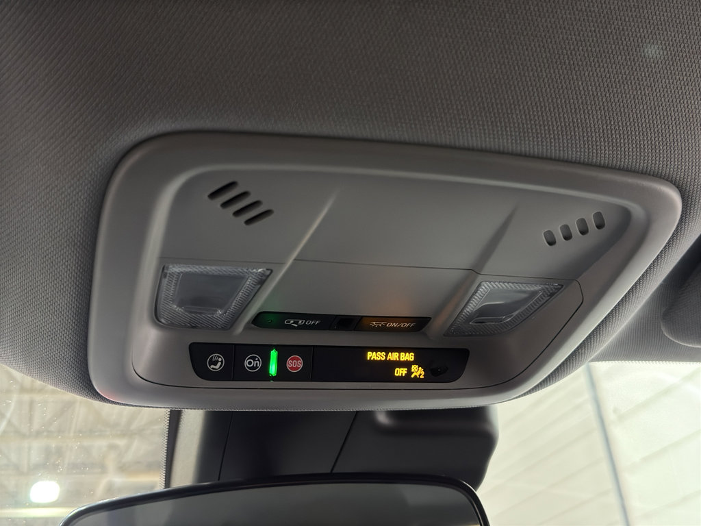 Used 2024 Chevrolet Malibu LT image 31