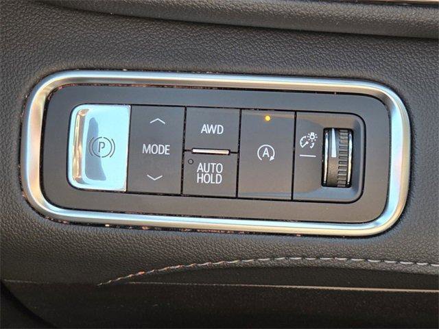 Used 2025 Buick Enclave Sport Touring image 23