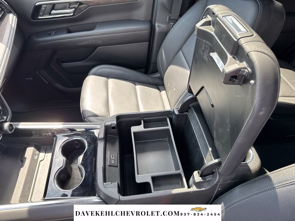 Used 2025 Chevrolet Tahoe Z71 w/ Comfort Package AWD/4WD image 19