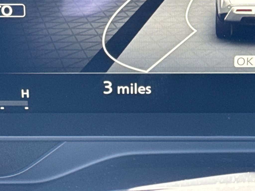 New 2026 Nissan Pathfinder Platinum image 17