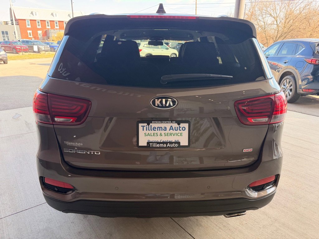 Used 2019 Kia Sorento L w/ LX Convenience Package image 6