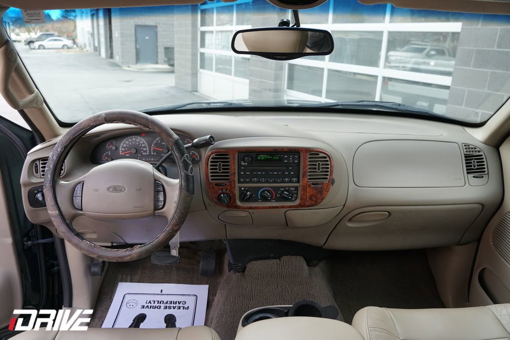 Used 2001 Ford F150 Lariat image 32