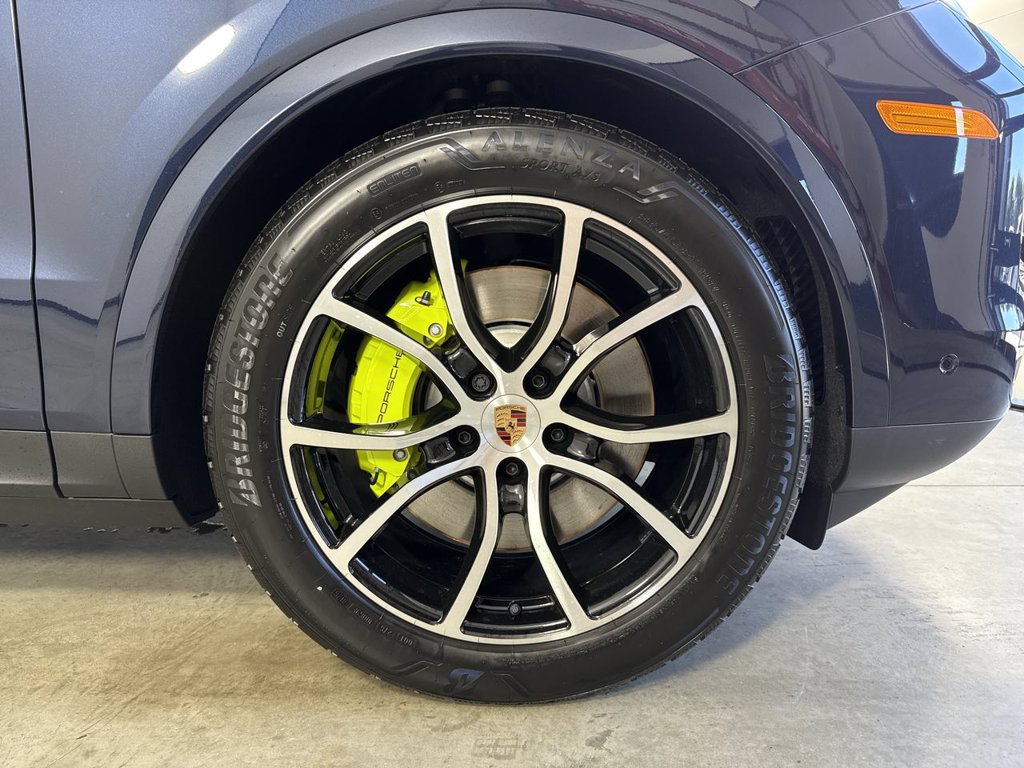 New 2026 Porsche Cayenne S AWD/4WD image 15