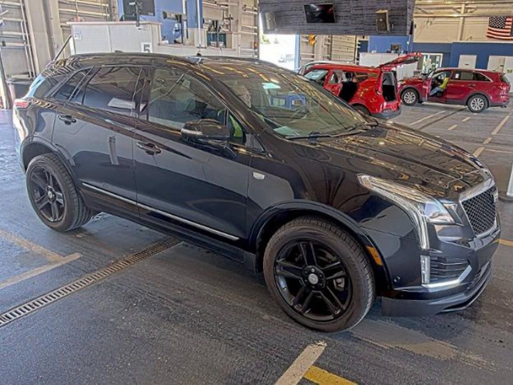 Used 2020 Cadillac XT5 Sportv AWD/4WD image 3