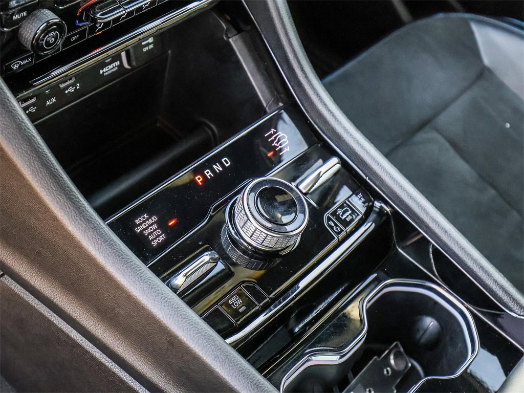 Used 2022 Jeep Grand Cherokee Trailhawk image 35