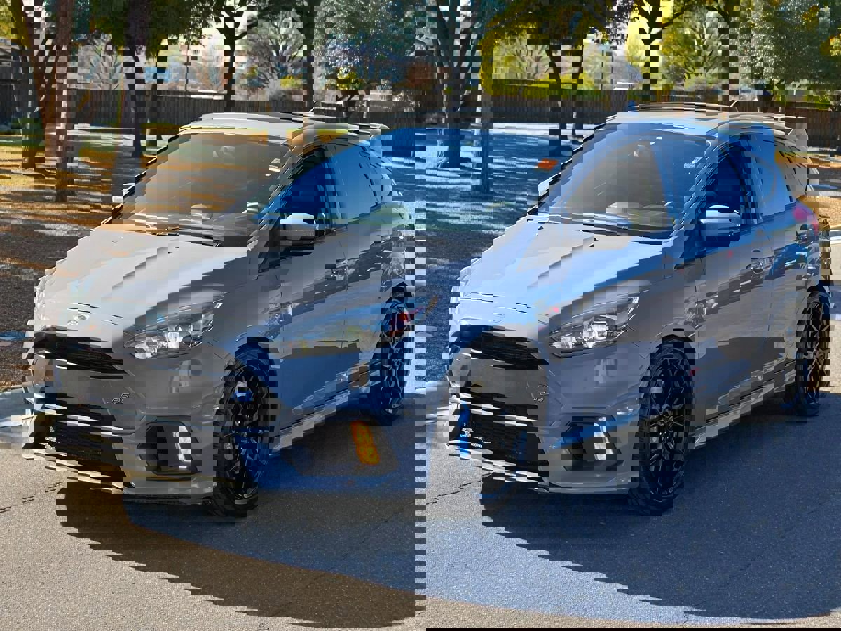 Used 2017 Ford Focus RS image 4