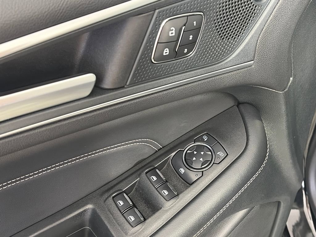 Certified 2024 Ford Edge Titanium image 25