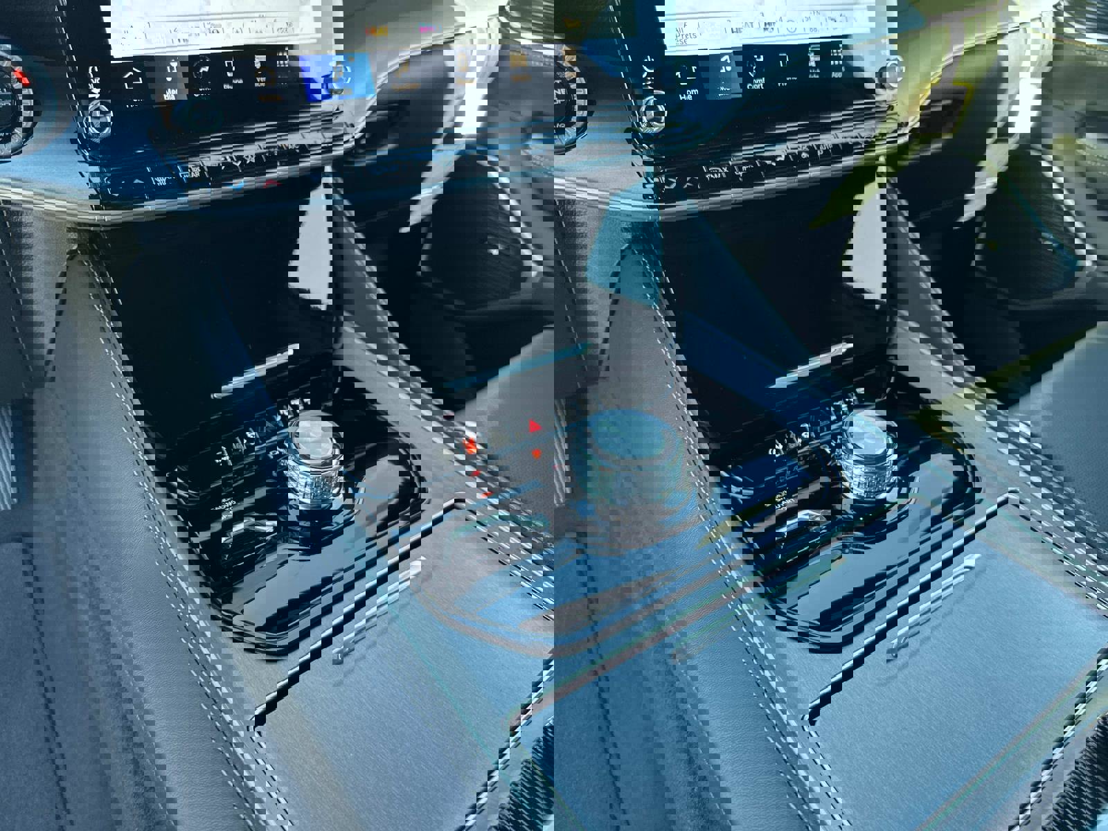 New 2025 Jeep Wagoneer 4WD image 26