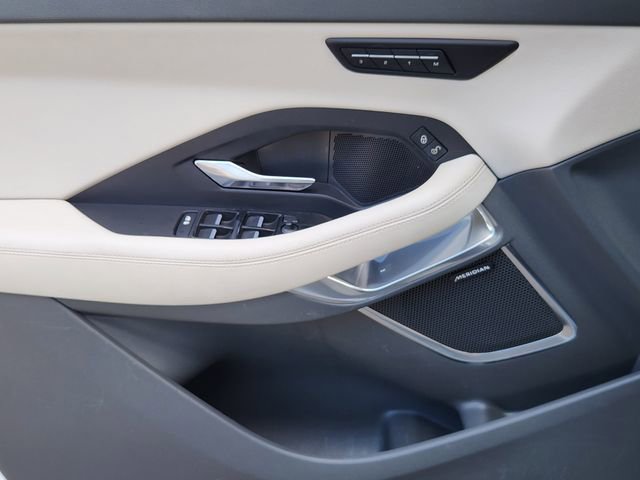 Used 2020 Jaguar E-PACE image 18