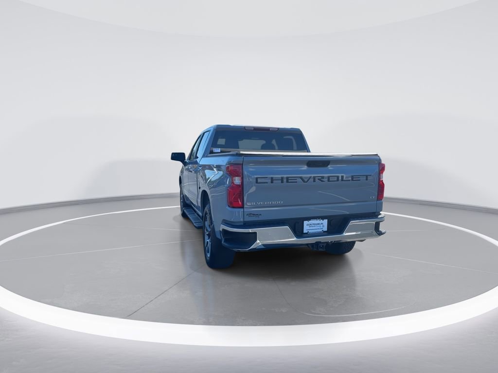 Used 2024 Chevrolet Silverado 1500 LT AWD/4WD image 7