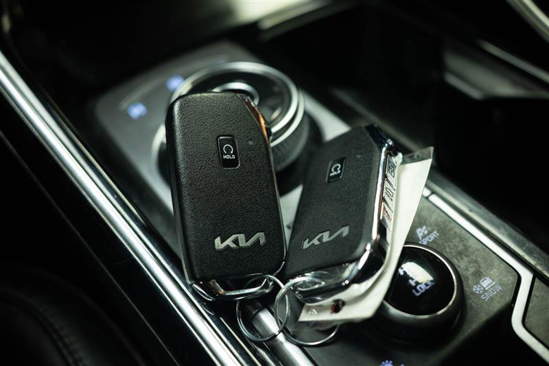 Used 2022 Kia Sorento SX w/ Panoramic Sunroof Package image 24