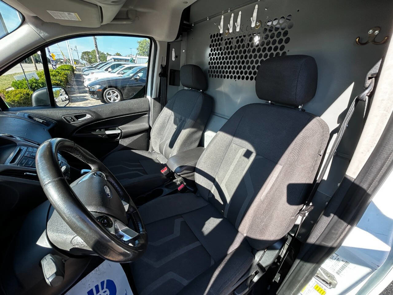 Used 2018 Ford Transit Connect XLT image 14